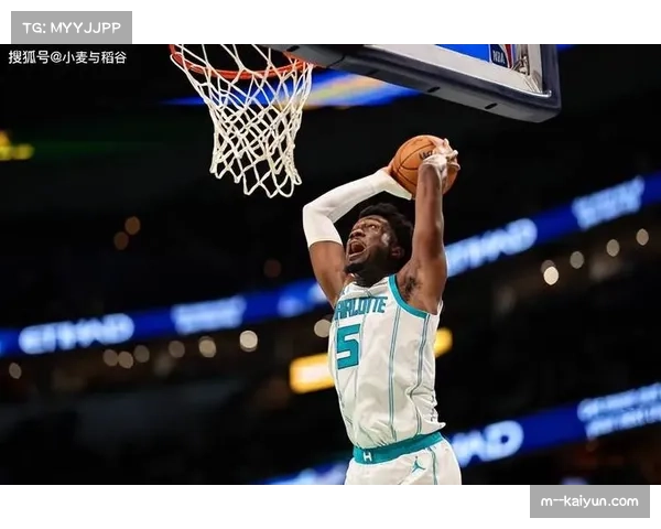 黄蜂鲍尔三分15中10狂砍37分 三节打卡展现进攻端绝对统治力 黄蜂鲍尔三分15中10狂砍37分 三节打卡展现进攻端绝对统治力