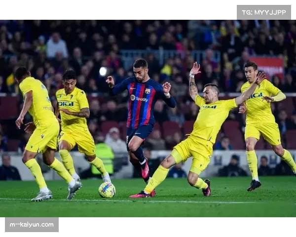 巴萨六连胜状态正盛,逆转拿分能力高居联赛榜首 巴萨六连胜状态正盛,逆转拿分能力高居联赛榜首