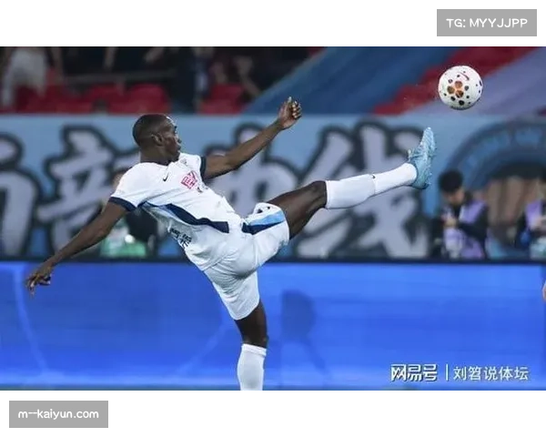 卡迪斯头球破门难救主 武汉三镇外援孤掌难鸣陷保级区 卡迪斯头球破门难救主 武汉三镇外援孤掌难鸣陷保级区